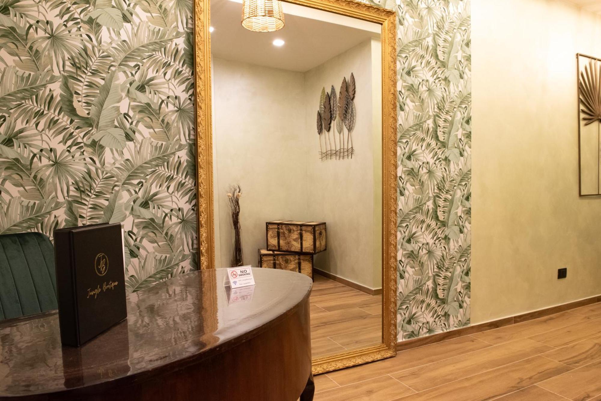 Hotel Jungle Boutique à Naples Extérieur photo
